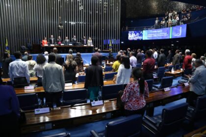 Mapa do Brasil com resultados das eleições para o Senado 2026, destacando 54 cadeiras renovadas e fortalecimento do PL