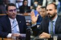 TSE desmente Flávio Bolsonaro: fiscais do PL tiveram acesso total à sala de totalização