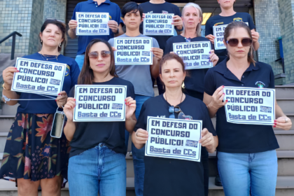 Representantes de 50 entidades civis entregam denúncia contra censura digital ao TSE em Brasília