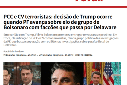 Flávio Bolsonaro e Donald Trump apertando as mãos em reunião oficial na Casa Branca