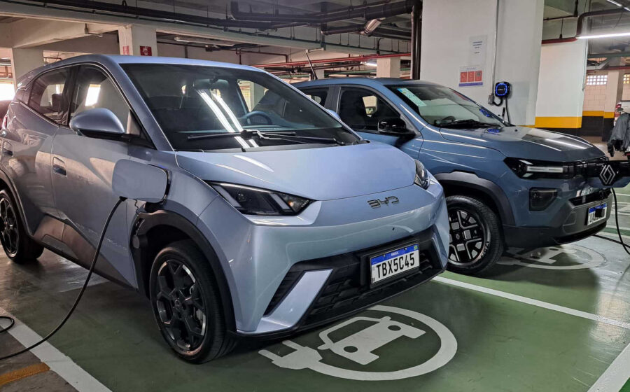 Fábrica da Toyota em Zárate, Argentina, com destaque para investimento de US$ 1,3 bi e produção de veículo eletrificado