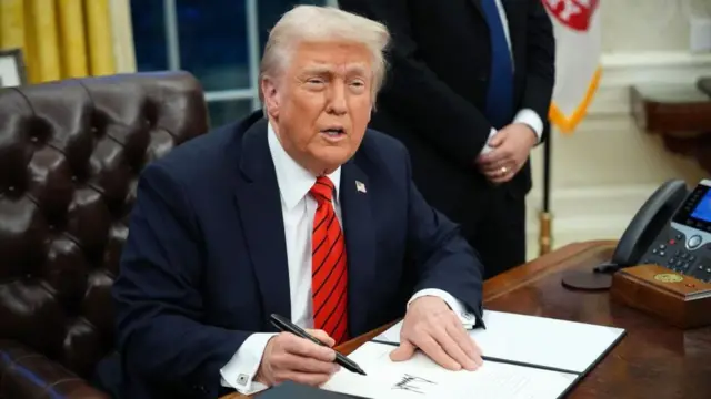 Donald Trump anuncia fim de tarifas de 50% ao Canadá antes das eleições