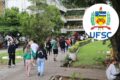 Campus da UFSC com estudantes: 5.139 vagas para transferência em 2027 incluindo medicina e odontologia