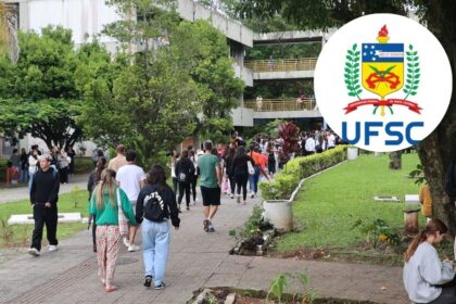 Campus da UFSC com estudantes: 5.139 vagas para transferência em 2027 incluindo medicina e odontologia