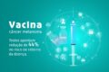 Vacina de mRNA personalizada contra melanoma da Moderna e MSD em frasco com seringa