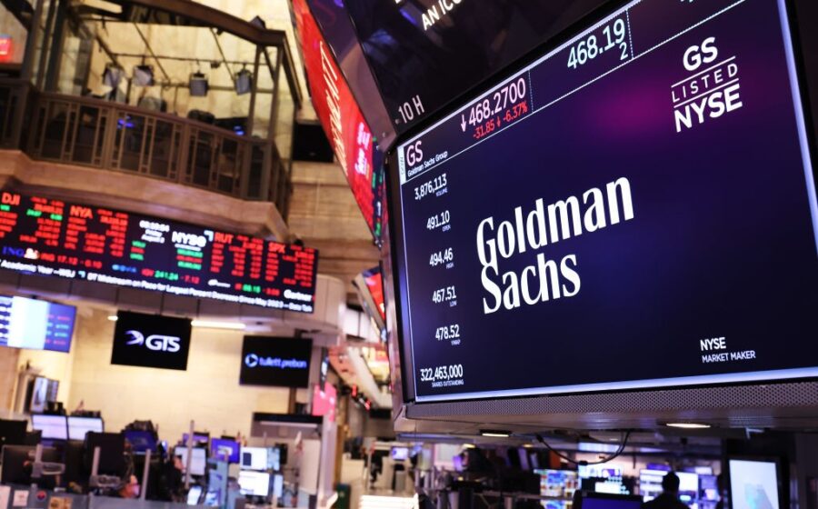 Gráfico mostra queda de 33% nas ações do varejo brasileiro pós-eleição com destaque para 4 oportunidades do Goldman Sachs