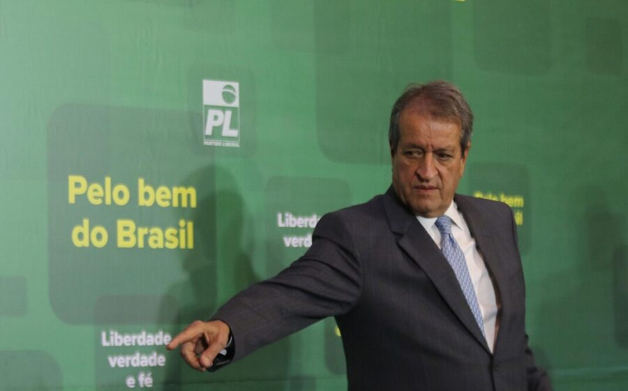 Gráfico mostra aprovação de Lula subindo e se aproximando de nível de Bolsonaro em 2022