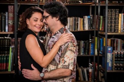 Adriana e Pedro encenam separação para prender Pilar, mandante do atentado na prisão