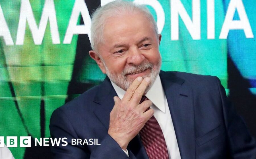 Lula em entrevista no podcast Flow falando sobre cartões de crédito