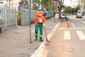Rua limpa em frente à Escola Guiomar Camolesi sem santinhos no 2º turno em Sorocaba
