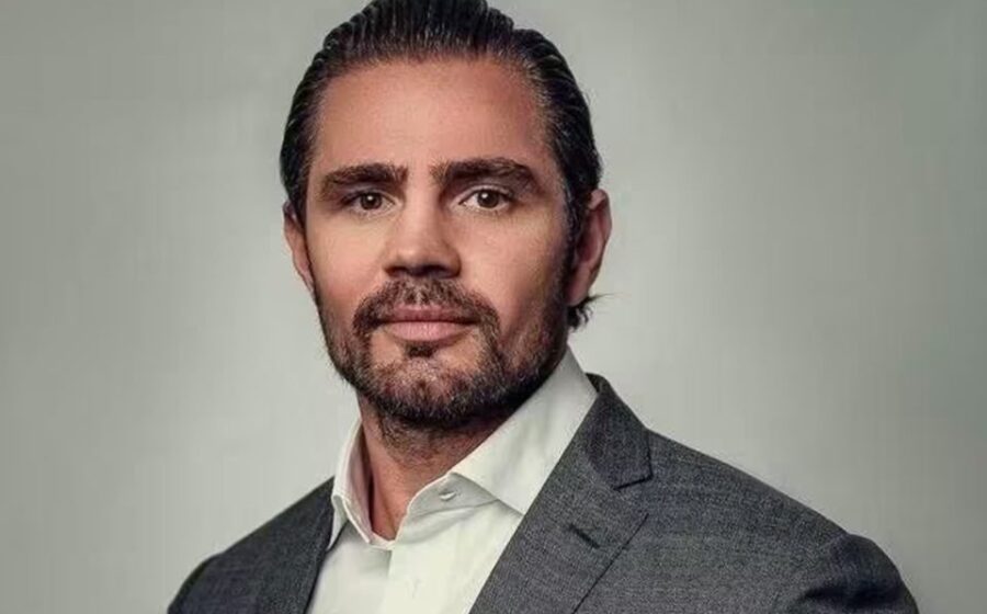 Daniel Vorcaro, dono do Banco Master, em negociação com CNN Brasil para aprovação prévia de perguntas em entrevista